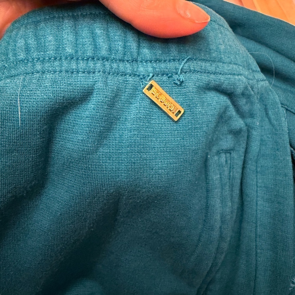 St. John Spa Zip Sweater cardigan & matching pants Stretch Jersey Knit - Picture 15 of 16